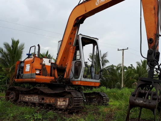 ขาย 315,000 บาท HITACHI  EX60-1 (ไม่ได้คีบนะครับ ) เครื่องดี ปั้มแรง โช่หนา เอวแน่น เอกสารชื้อขาย  รถอยู่ จ.ศรีสะเกษ โทร&amp;ไอดีไลน์ 0610710295