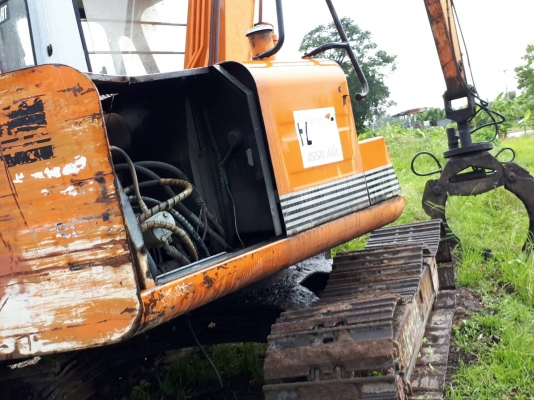 ขาย 315,000 บาท HITACHI  EX60-1 (ไม่ได้คีบนะครับ ) เครื่องดี ปั้มแรง โช่หนา เอวแน่น เอกสารชื้อขาย  รถอยู่ จ.ศรีสะเกษ โทร&amp;ไอดีไลน์ 0610710295