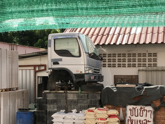 ขายหัวรถบรรทุกสวยๆ ขายหัวรถบรรทุกสวยๆ