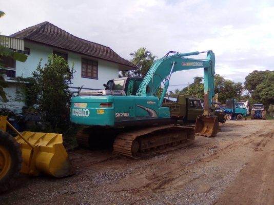 ขาย แบคโฮ KOBELCO SK200-8 YN12 ปี 56 รถสวยใช้งานน้อยแค่ 7,990 ชม. เครื่องดี ปั้มแรง ช่วงล่างเต็ม เอกสารเล่มทะเบียนครบ