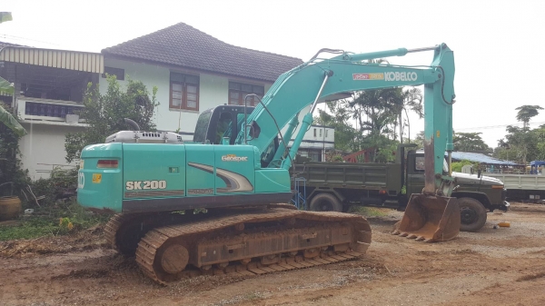 ขาย แบคโฮ KOBELCO SK200-8 YN12 ปี 56 รถสวยใช้งานน้อยแค่ 7,990 ชม. เครื่องดี ปั้มแรง ช่วงล่างเต็ม เอกสารเล่มทะเบียนครบ