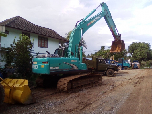 ขาย แบคโฮ KOBELCO SK200-8 YN12 ปี 56 รถสวยใช้งานน้อยแค่ 7,990 ชม. เครื่องดี ปั้มแรง ช่วงล่างเต็ม เอกสารเล่มทะเบียนครบ