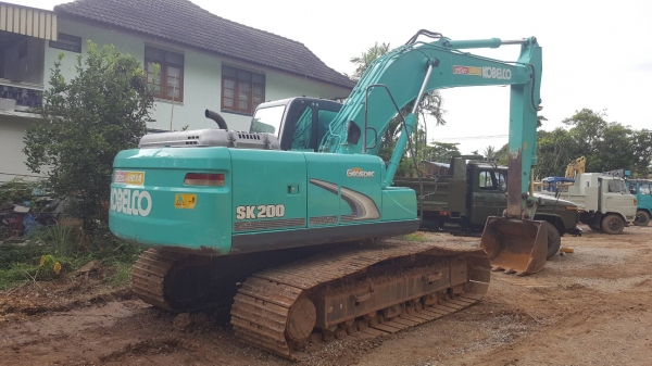 ขาย แบคโฮ KOBELCO SK200-8 YN12 ปี 56 รถสวยใช้งานน้อยแค่ 7,990 ชม. เครื่องดี ปั้มแรง ช่วงล่างเต็ม เอกสารเล่มทะเบียนครบ