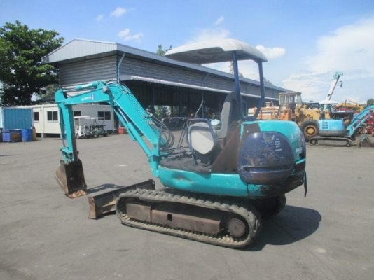ขายรถขุด komatsu pc 30r8  ( มีลายหัวเจาะ ) S/No: 10278   E/No: 3D84E-3F-14042 รถเก่านอก แท้ ราคา 450,000 บาท พร้อมทำสี เช็คระบบ ทั้งคัน โทร:096-5411713 หรือ 092-5768909 (เสี่ยบาส)