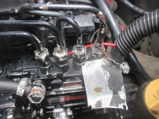 ขายรถขุด KOBELCO SK45SR   ( มีลายหัวเจาะ) S/No: PY-06367   E/No:  4TNE88-YBB-14259 รถเก่านอก แท้ ราคา 480,000บาท ( สีตามสภาพ )พร้อม เช็คระบบ ทั้งคัน  โทร:096-5411713 หรือ 092-5768909(เสี่ยบาส)