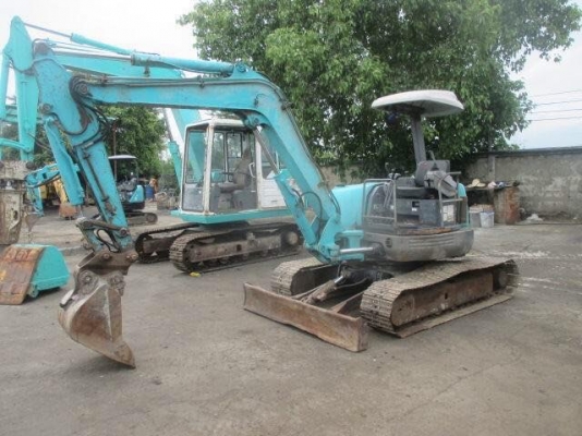 ขายรถขุด KOBELCO SK45SR   ( มีลายหัวเจาะ) S/No: PY-06367   E/No:  4TNE88-YBB-14259 รถเก่านอก แท้ ราคา 480,000บาท ( สีตามสภาพ )พร้อม เช็คระบบ ทั้งคัน  โทร:096-5411713 หรือ 092-5768909(เสี่ยบาส)