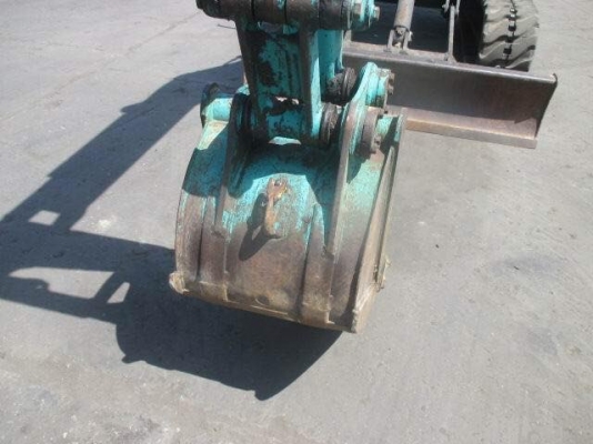 ขายรถขุด komatsu pc 30r8 ( มีลายหัวเจาะ ) S/No: 10278 E/No: 3D84E-3F-14042 รถเก่านอก แท้ ราคา 450,000 บาท พร้อมทำสี เช็คระบบ ทั้งคัน โทร:096-5411713 หรือ 092-5768909 (เสี่ยบาส) ขายรถขุด komatsu pc 30r8 ( มีลายหัวเจาะ ) S/No: 10278 E/No: 3D84E-3F-14042 รถเก่านอก แท้ ราคา 450,000 บาท พร้อมทำสี เช็คระบบ ทั้งคัน โทร:096-5411713 หรือ 092-5768909 (เสี่ยบาส)