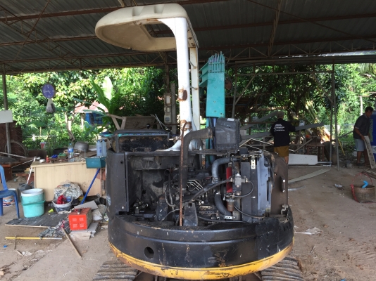 ขาย รถขุด mm30sr ท้านสั้นปั๊มนิว