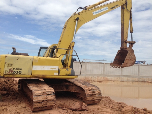 ขายด่วน KOMATSU PC200-6สภาพพร้อมใช้งาน เครื่องปั้มดี ไฟฟ้าตัด รถทำงานดีไม่โหลด เร็วแรง โซ่ช่วงล่างสวย เอวแน่น รถพร้อมทำงาน เอกสารสัญญาซืัอขาย สนใจสอบถาม 093-0764943 088-3223272 k ตั้ม ขายด่วน KOMATSU PC200-6สภาพพร้อมใช้งาน เครื่องปั้มดี ไฟฟ้าตัด รถทำงานดีไม่โหลด เร็วแรง โซ่ช่วงล่างสวย เอวแน่น รถพร้อมทำงาน เอกสารสัญญาซืัอขาย สนใจสอบถาม 093-0764943 088-3223272 k ตั้ม