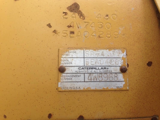 ขายเครื่องปั่นไฟ Caterpillar 160 kva นำเข้าจากยุโรป สนใจติดต่อ คุณแอน 096-9602224