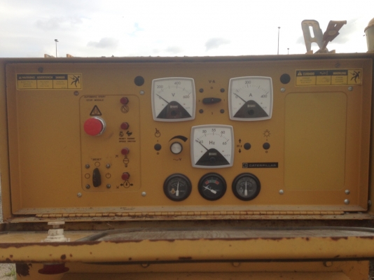 ขายเครื่องปั่นไฟ Caterpillar 160 kva นำเข้าจากยุโรป สนใจติดต่อ คุณแอน 096-9602224