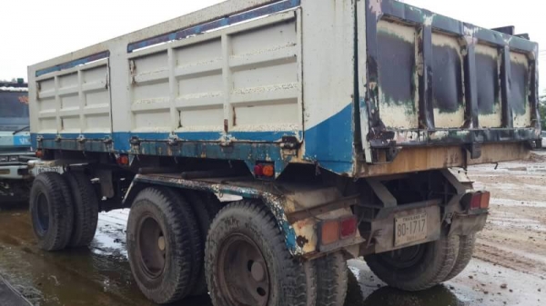 ขายด่วน ISUZU DEGA 270 ปี47ดั้มแม่ลูก หินทราย เครื่องเกียร์ดี คัชชีสวย เอกสารเล่มทะเบียน สนใจสอบถาม 