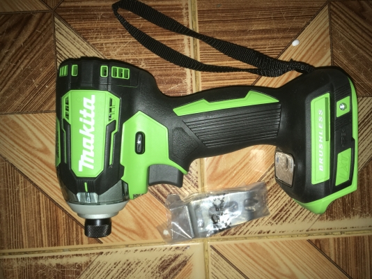 ไขควงไร้สาย Makita TD160DZL ไขควงไร้สาย Makita TD160DZL
