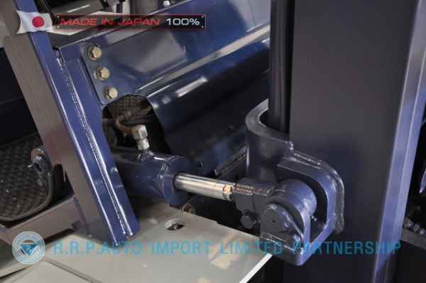 ขายรถโฟล์คลิฟท์มือสอง KOMATSU รุ่น FD25-11-440960 นำเข้าจากประเทศญี่ปุ่น 100\% ไม่เคยใช้งานในไทย