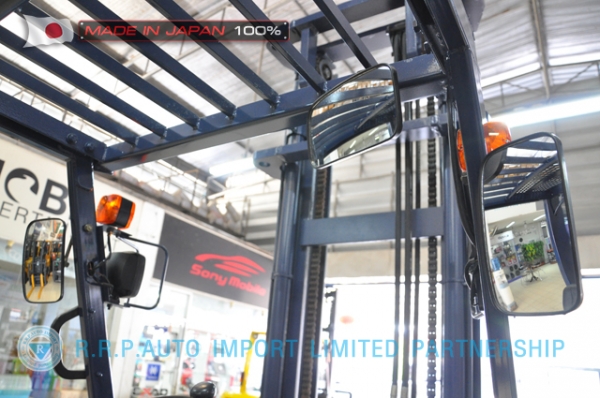 ขายรถโฟล์คลิฟท์มือสอง KOMATSU รุ่น FD25-11-440960 นำเข้าจากประเทศญี่ปุ่น 100\% ไม่เคยใช้งานในไทย