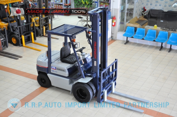 ขายรถโฟล์คลิฟท์มือสอง KOMATSU รุ่น FD25-11-440960 นำเข้าจากประเทศญี่ปุ่น 100\% ไม่เคยใช้งานในไทย ขายรถโฟล์คลิฟท์มือสอง KOMATSU รุ่น FD25-11-440960 นำเข้าจากประเทศญี่ปุ่น 100\% ไม่เคยใช้งานในไทย