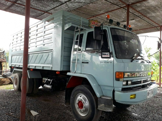 10ล้อดั้ม ISUZU ROCK 195 เครื่อง260แรงลงเล่มแล้ว พร้อมใช้งาน