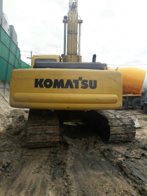 ขายด่วน!! KOMATSU PC200-6 สภาพสวยมากค่ะ ขายด่วน!! KOMATSU PC200-6 สภาพสวยมากค่ะ