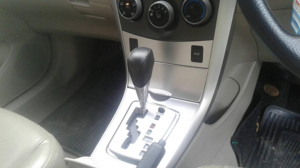 ขาย toyota altis 2010