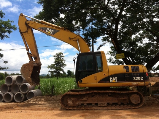 ขายด่วน แม็คโคร CAT 320 C สภาพพร้อมใช้งาน เครื่องปั่มดีเยี่ยม รถทำงานดี โซ่ช่วงล่างพร้อมใช้งาน เอกสารเล่มทะเบียน สนใจสอบถาม 093-0764943 088-3223272  k ตั้ม