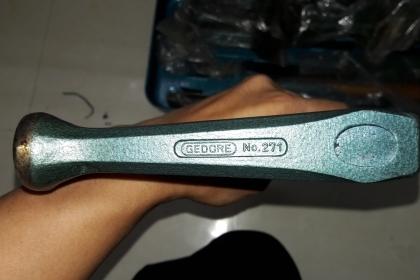 ขายชุดช่างเคาะ GEDORE MADE IN GERMANY. ใหม่เก่าเก็บหลายสิบปี ขายชุดช่างเคาะ GEDORE MADE IN GERMANY. ใหม่เก่าเก็บหลายสิบปี