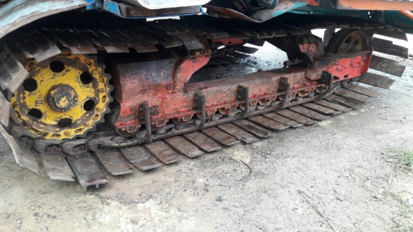 ขาย 285.000บาท รถเกี่ยวข้าว  ช.เจริญการช่าง อุ้ม2.5ตัน ปรับระดับ เครื่องดีปั้มแรง