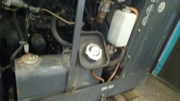 เครื่องปั้มลม Airman PDS50s ลม  เครื่องสวยสภาพดี เครื่องปั๊มสกูลดี ไม่รั่วซึม เครื่องปีใหม่ 2004 ชั่วโมงทำงาน 1,715 ชม. ปีใหม่ๆราคาสวยๆ โทร 061-4194021 พรภวิษย์