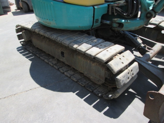 Komatsu PC40MR-1 นำเข้าเองจากญี่ปุ่น ตู้เก๋ง รถสวย ระบบดี ถึงไทยเร็วๆนี้ Komatsu PC40MR-1 นำเข้าเองจากญี่ปุ่น ตู้เก๋ง รถสวย ระบบดี ถึงไทยเร็วๆนี้