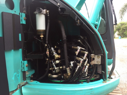 ขายKOBELCO SK135SR-2 YY05 ปี 2008  ปลายพิเศษ  เก่าญี่ปุ่นแท้   สภาพสวย  เดิมๆๆ  แทรค  60  ลองระบบกันได้ทุกวัน  โทร  089-3818694  ดวงนภา
