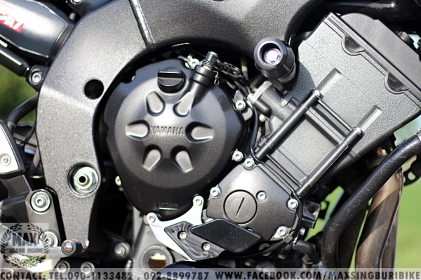 YAMAHA FZ1 1000cc ปี2012 รถออกศูนย์ ยามาฮ่า สวยใส เนียนๆ รถใช้มือเดียวป้ายแดง  วิ่ง 19xxx แท้ๆ