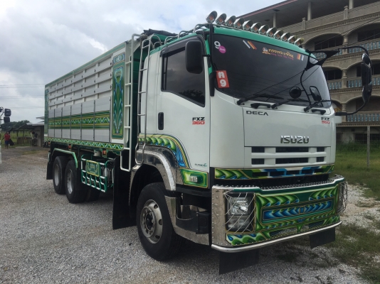 10 ล้อดั๊มพ์ ยี่ห้อ ISUZU รุ่น FXZ 360 แรงม้า ปี 2558 // โทร.097-228-3388