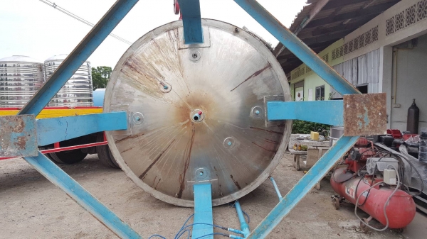 ถังกวน สแตนเลส ขนาด 1300 ลิตร