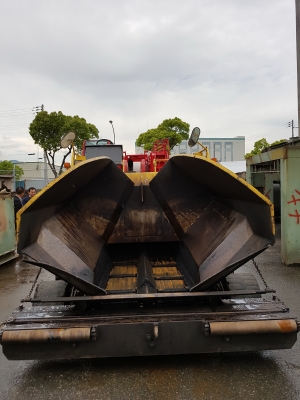 ขายรถปูยาง Asphalt ยี่ห้อ Sumitomo รุ่น HA60W-5 รถเก่าญี่ปุ่น สภาพสวย