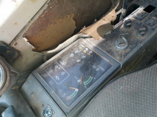 รถแบคโฮ KOBELCO SK 120-2 ราคา 570,000 บาท รถภาคกลาง