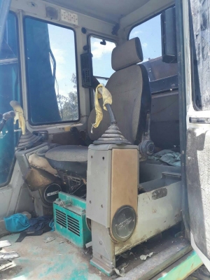 รถแบคโฮ KOBELCO SK 120-2 ราคา 570,000 บาท รถภาคกลาง