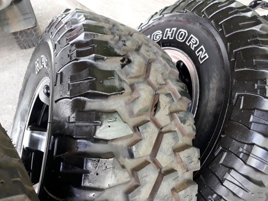 ล้อ jrd ขอบ 15 กว้าง 7.5 นิ้ว offset -5 พร้อมยาง maxxis bighorn mud 32x11.5 ขอบ 15 ล้อ jrd ขอบ 15 กว้าง 7.5 นิ้ว offset -5 พร้อมยาง maxxis bighorn mud 32x11.5 ขอบ 15
