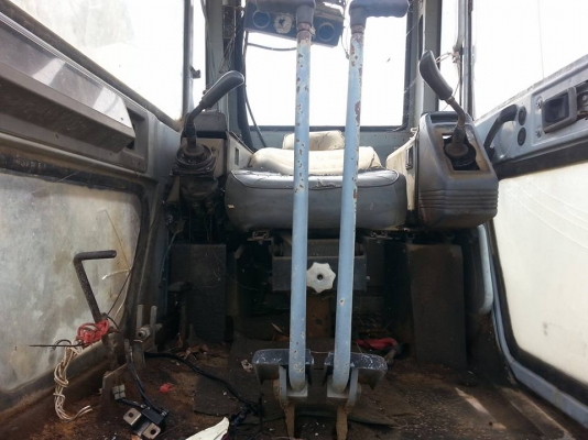 ขายรถแบคโฮ SUMITOMO สภาพพร้อมใช้งาน ราคา350,000 สนใจโทร 090-8588220 093-3258446 www.narong2truck.com www.truck.in.th/498 https://www.facebook.com/narong2truck/ ID: narong498 ID: 09332584461 เพจ Facebook ณรงค์ ซื้อขายรถมือสอง กลุ่ม Facebook ณรงค์ ซื้อขายรถ