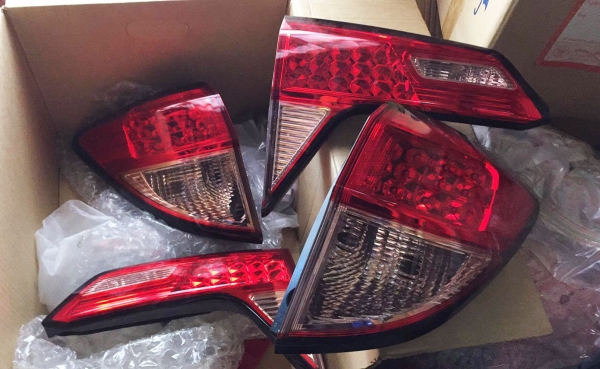 ขายไฟท้าย Honda HR-V รุ่น E ขายไฟท้าย Honda HR-V รุ่น E