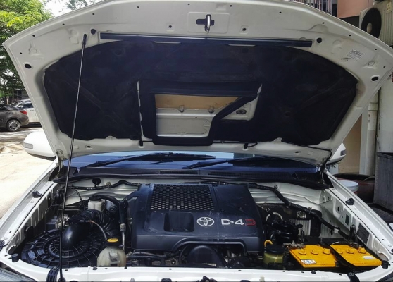 TOYOTA FORTUNER 3.0 V ปี12 ขาวมุข 2WD จอDVD กล้องหลัง TOYOTA FORTUNER 3.0 V ปี12 ขาวมุข 2WD จอDVD กล้องหลัง