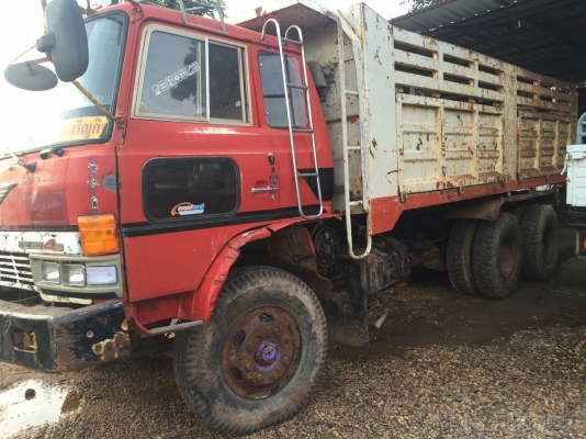 HINO 2เพลาZMเบรคแห้ง เครื่องHO7D 195แรง เล่มชุดโอนพร้อมภาษีใช้ได้ รถพร้อมใช้งาน ราคา400,000บ. สนใจ 0