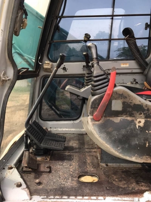 ขาย 585,000  KOBELCO SK 120  MARK 5 Super เก๋งเหลียม เครื่องดี ปั้มแรง โช่หนา  เอวแน่น ไฟฟ้าครบ  แอร์เย็น  รถอยู่นครปฐม 090-772-3710 090-772-3708