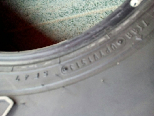 30x9.50R15  DUNLOP GRANDTREK AT1 ปี13  ชุด 4 เส้น  tel. 081-427-3941