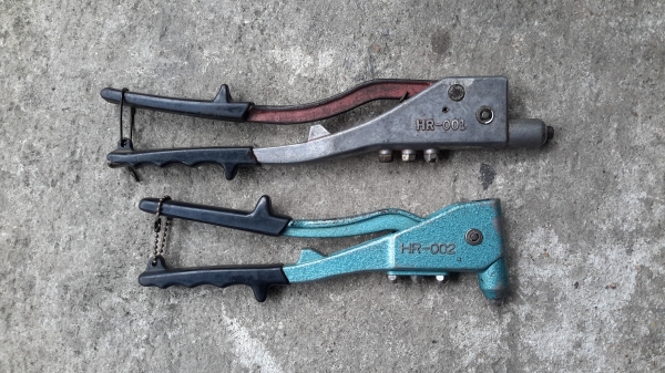 ตัวยิงลูกรีเวท ตรากุ้ง 001,002 ขายคู่ครับ