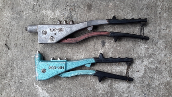 ตัวยิงลูกรีเวท ตรากุ้ง 001,002 ขายคู่ครับ