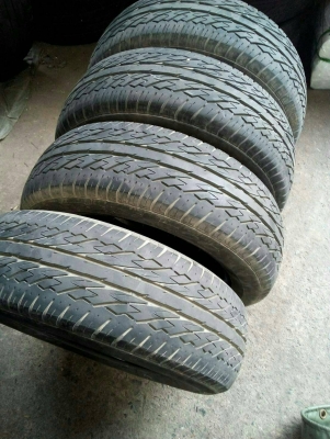 185/65R15 DUNLOP SP SPORT ชุด 4 เส้น  tel. 081-427-3941