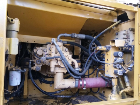 ขายรถแม็คโคร.KOMATSU. PC. 160-6 สภาพพร้อมใช้งาน เครื่องดี ปั้นแรงพร้อมใช้งานมากค่ะ ขายรถแม็คโคร.KOMATSU. PC. 160-6 สภาพพร้อมใช้งาน เครื่องดี ปั้นแรงพร้อมใช้งานมากค่ะ