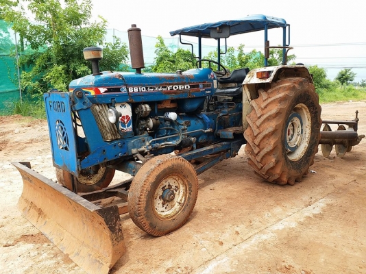 ขายรถไถ FORD6600 T3เอกสารเล่มทะเบียน เครื่องดีปั๊มเดิม ใบดันหน้าผาน7เพาเวอร์