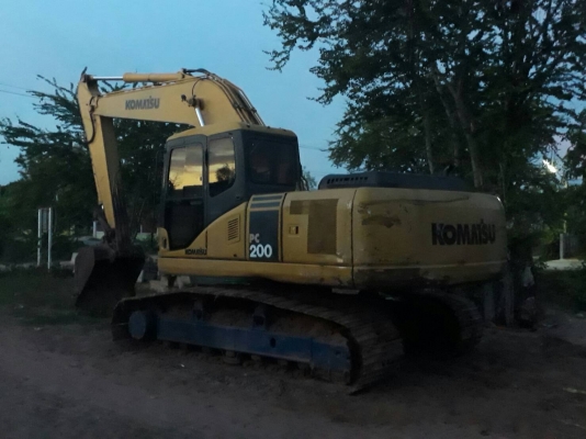 ขายรถแบคโฮ KOMATSU PC200-7A สภาพพร้อมใช้งาน เอกสารเล่มทะเบียน