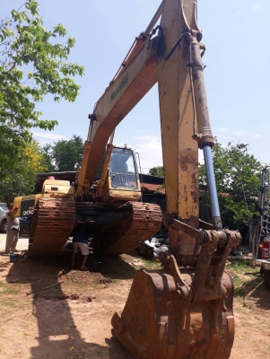 ขายรถแบคโฮ KOMATSU PC200-7A สภาพพร้อมใช้งาน เอกสารเล่มทะเบียน