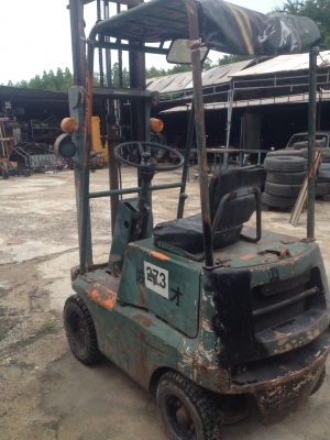 ขายด่วน รถฟอร์คลิฟต์ โตโยต้า เบนสิน  ยก 800กิโล  สภาพดี  ไม่มีรั่ว  สีไม่สวย  ขาย50000